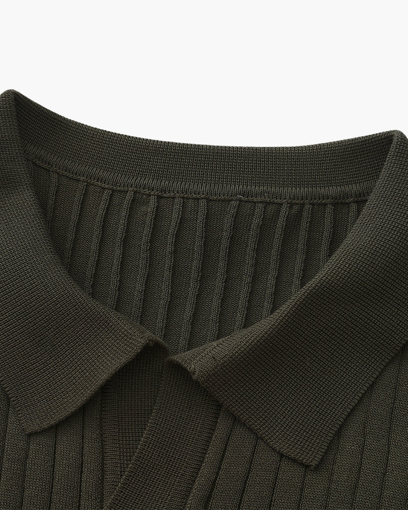 Close-up of the textured ribbed fabric on the Altivieri knit polo.