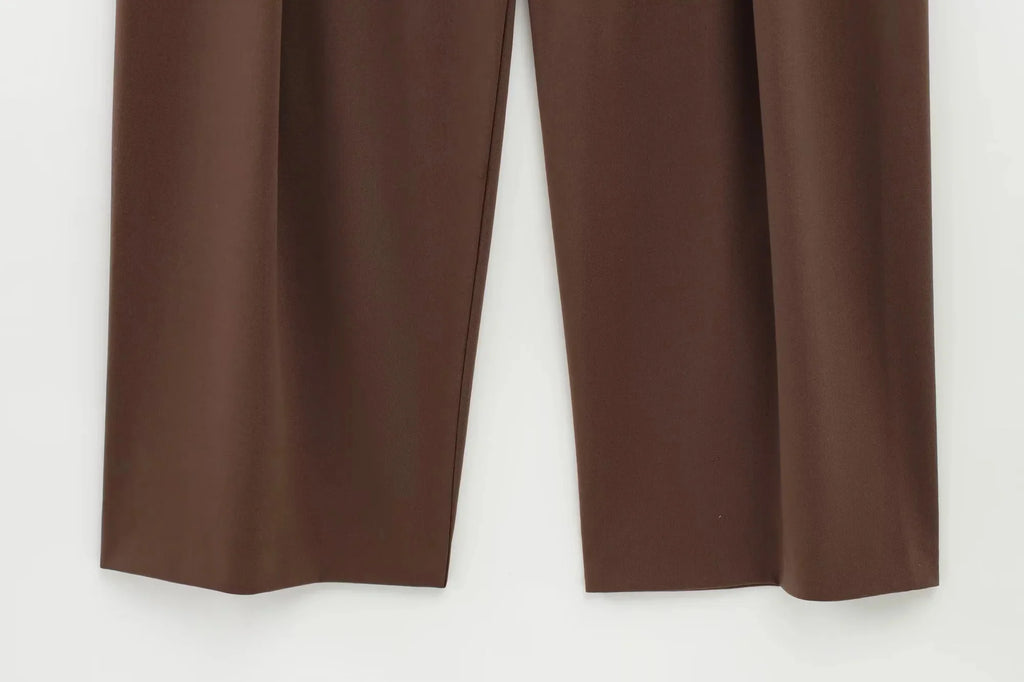 Manhattan Suit